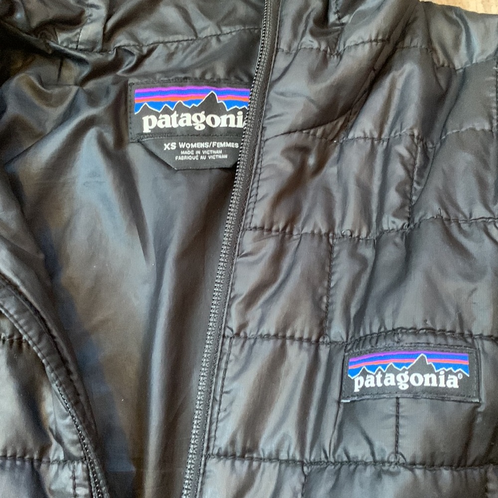 Patagonia Nano Puff Hooded Jacket - Picture 2 of 3